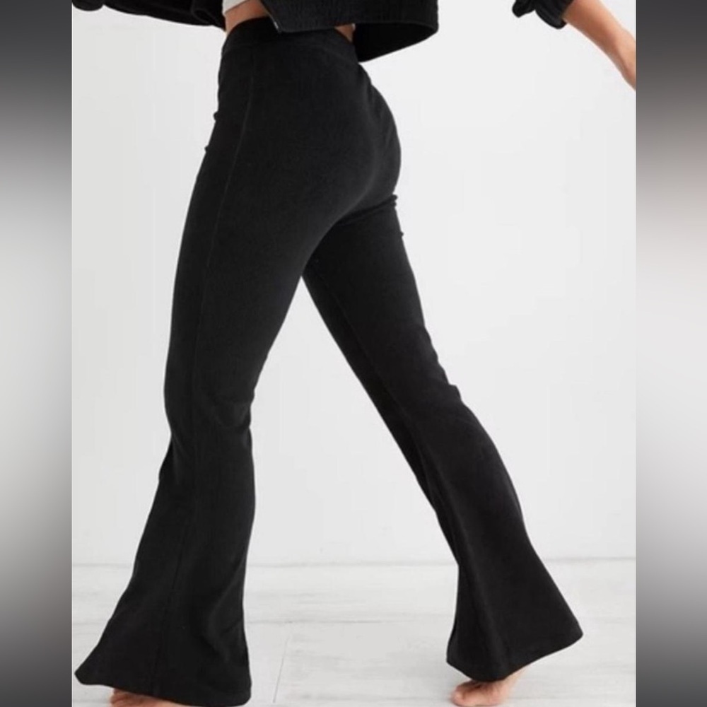 aerie Black High-Rise Seam-Front Flare Pants Size M Long